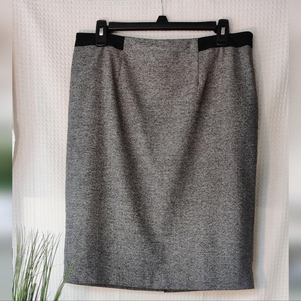 Halogen Women's Gray Knee Length Skirt Size 10